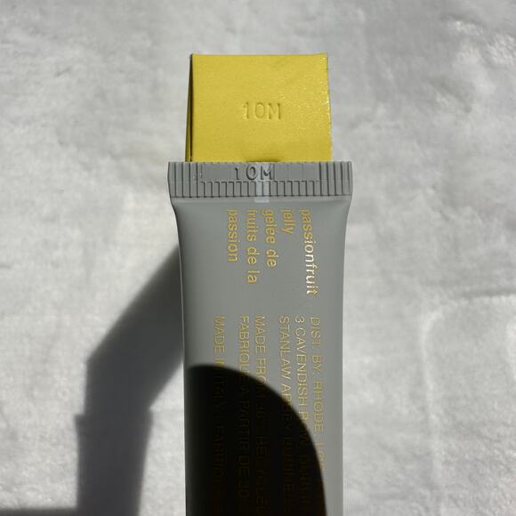 Rhode Peptide Lip Treatment Passionfruit Jelly New Authentic Passion Fruit NIB - Picture 4 of 10